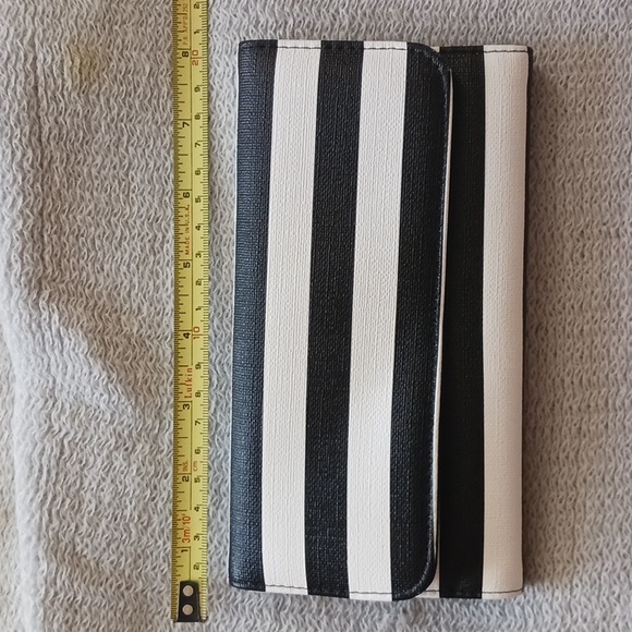 Kut From The Kloth "New" tri fold wallet - Picture 11 of 16